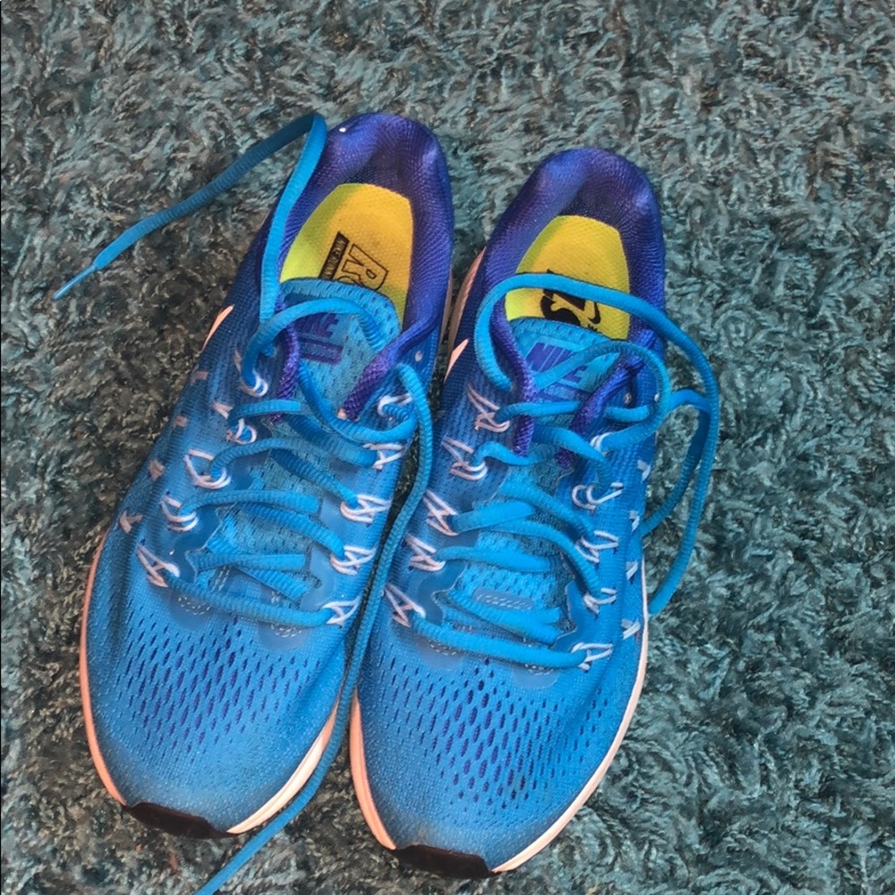 Nike Sneakers